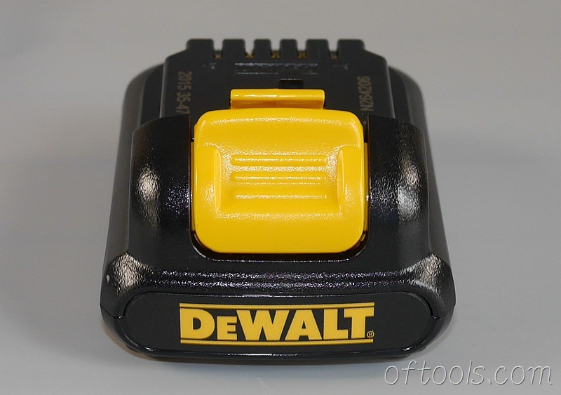 21、得伟（DEWALT）DCD700CK2-A9的电池