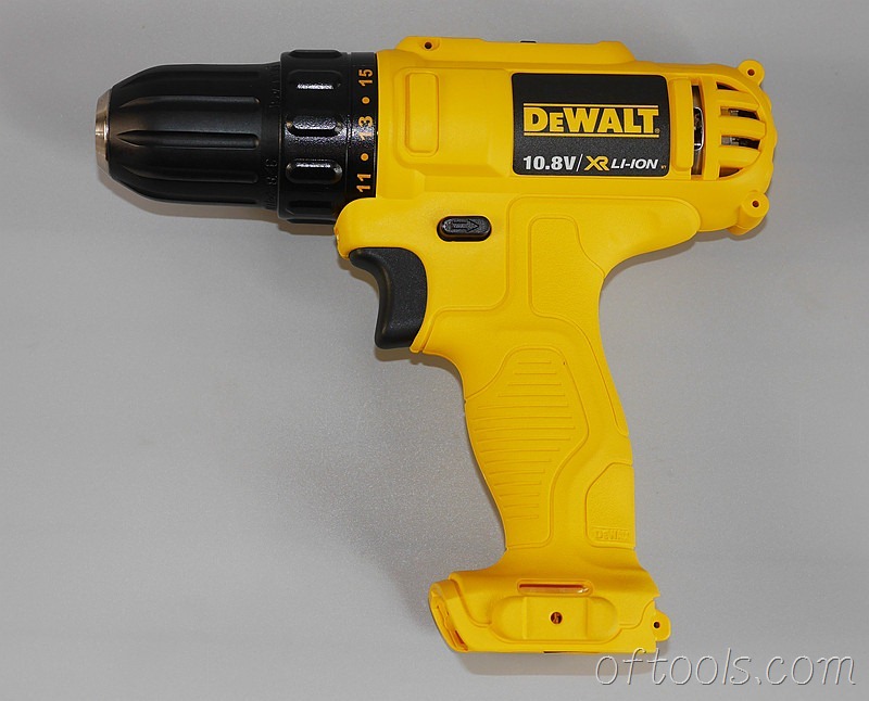 24、得伟（DEWALT）DCD700主机正面