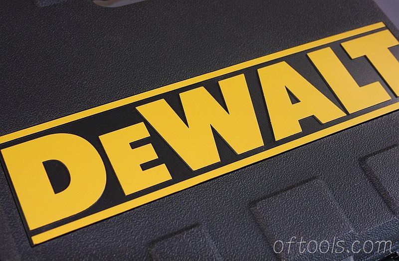 5、得伟（DEWALT）DCD700CK2-A9商标